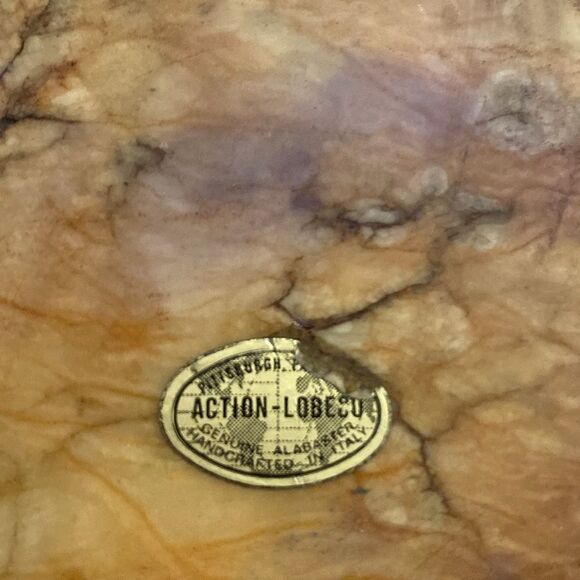 Action LobecoNatural alebaster  ashtray - Picture 5 of 7